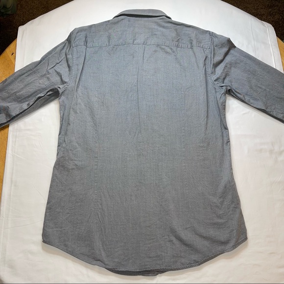 ✨HOST PICK✨Hugo Boss Slim-Fit Dress Shirt - Picture 7 of 8